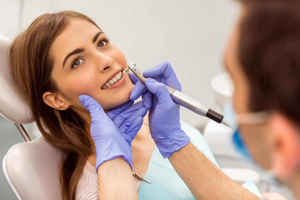 Top Cosmetic Dentistry Trends Transforming Smiles
